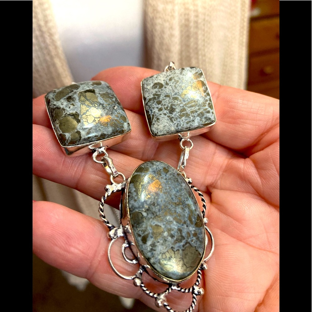NEW Apache Gold stone 925 Silver Necklace